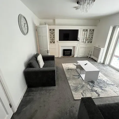 Large 8 Bedroom House In Edgbaston Birmingham Buitenkant foto